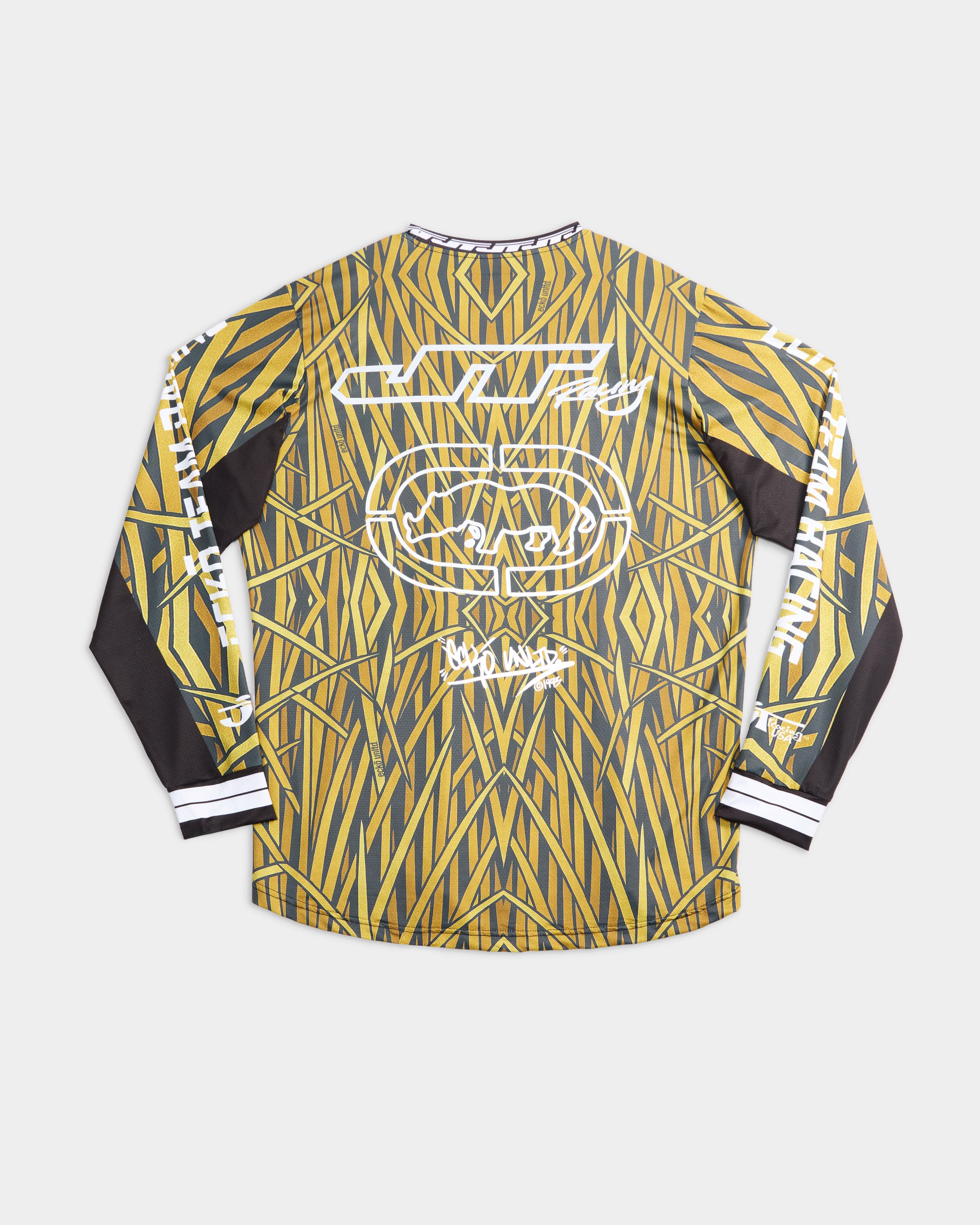 Blowing Smoke Long Sleeve Tee – ECKO UNLTD