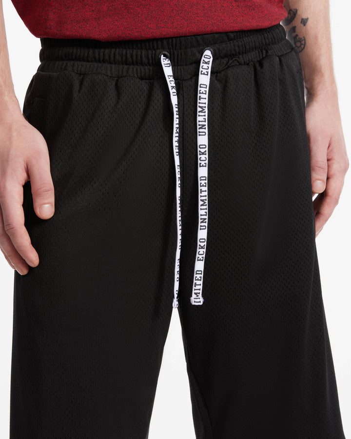 Pacer Mesh Short